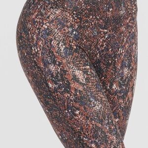 NWT Spanx Faux leather snake shine leggings